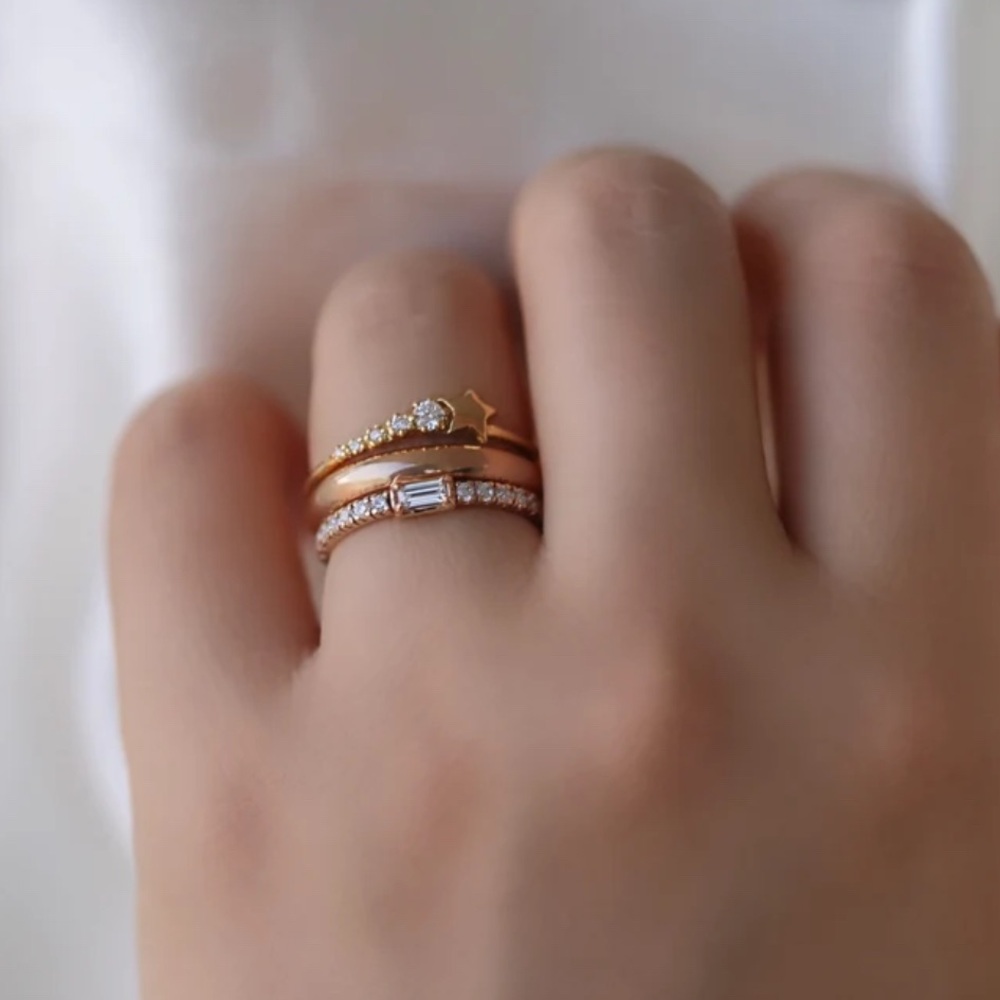 Gold Plated and Sterling Silver Star-Embellished Ring with Cubic Zircons. New. - Picture 6 of 9